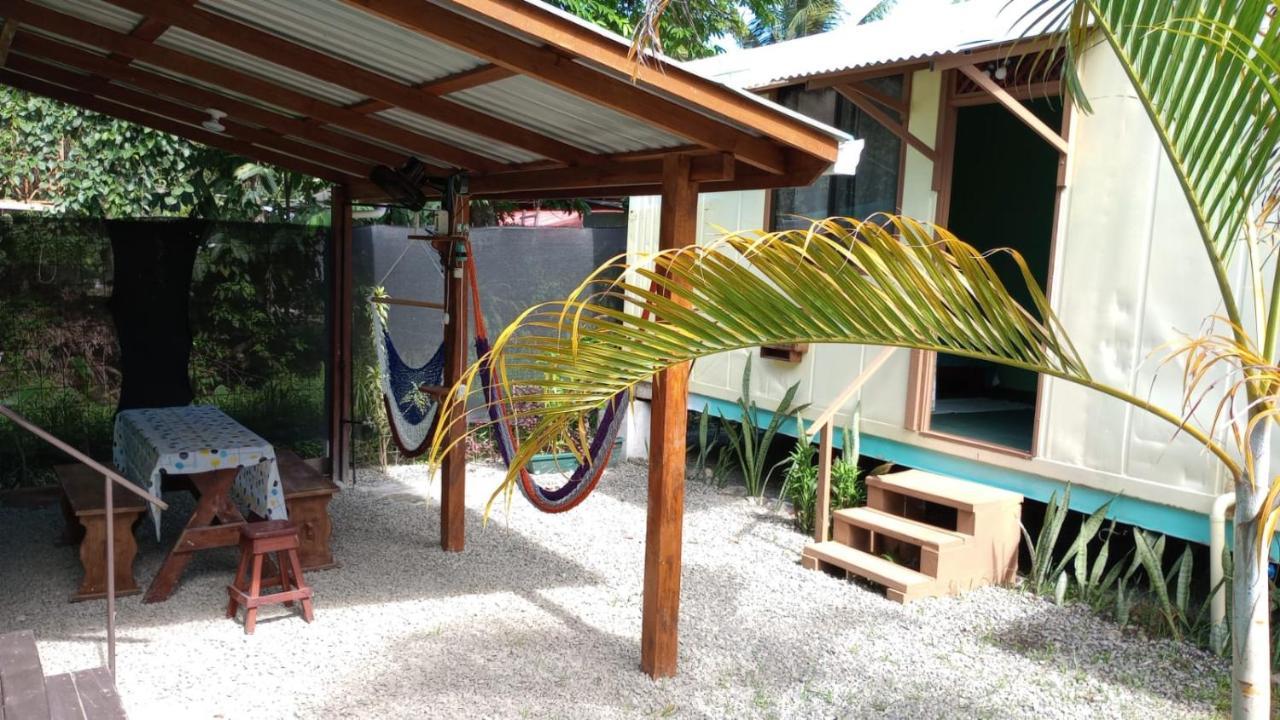 Container House Cahuita酒店 外观 照片