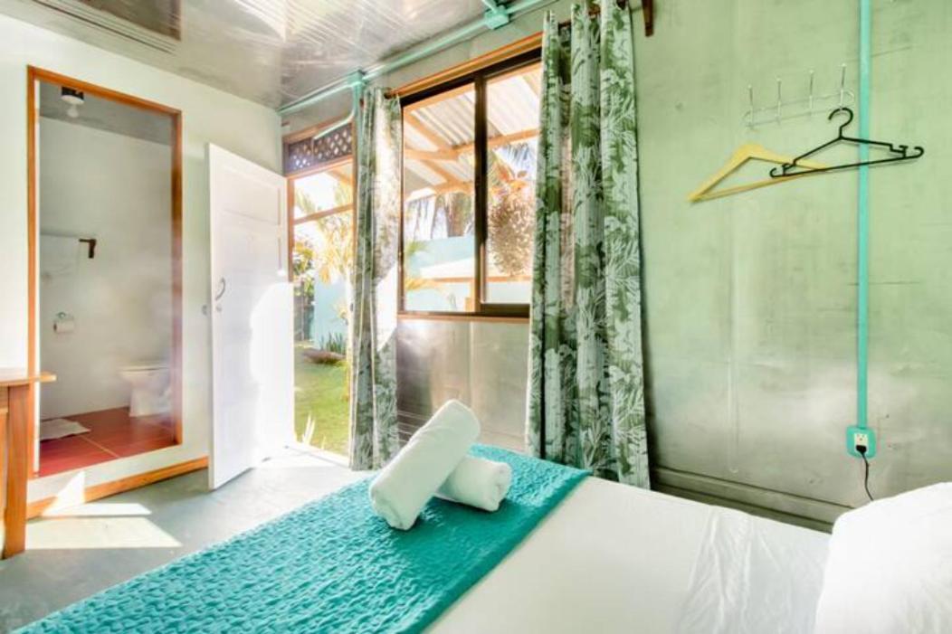 Container House Cahuita酒店 外观 照片